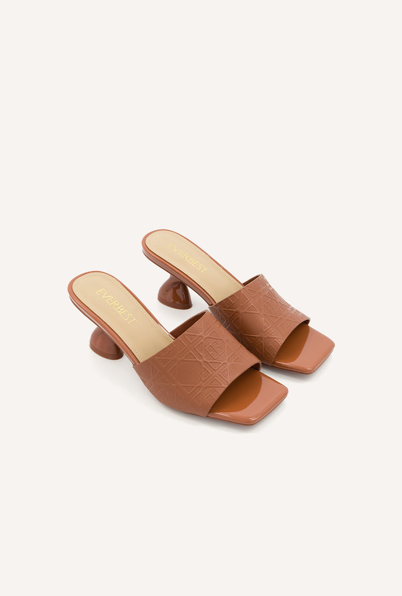 Linemist Sandal