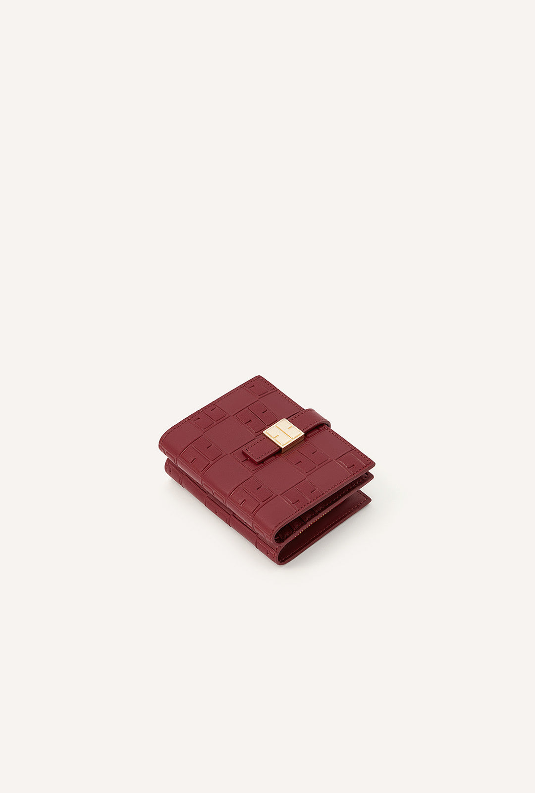 garnet-red-0