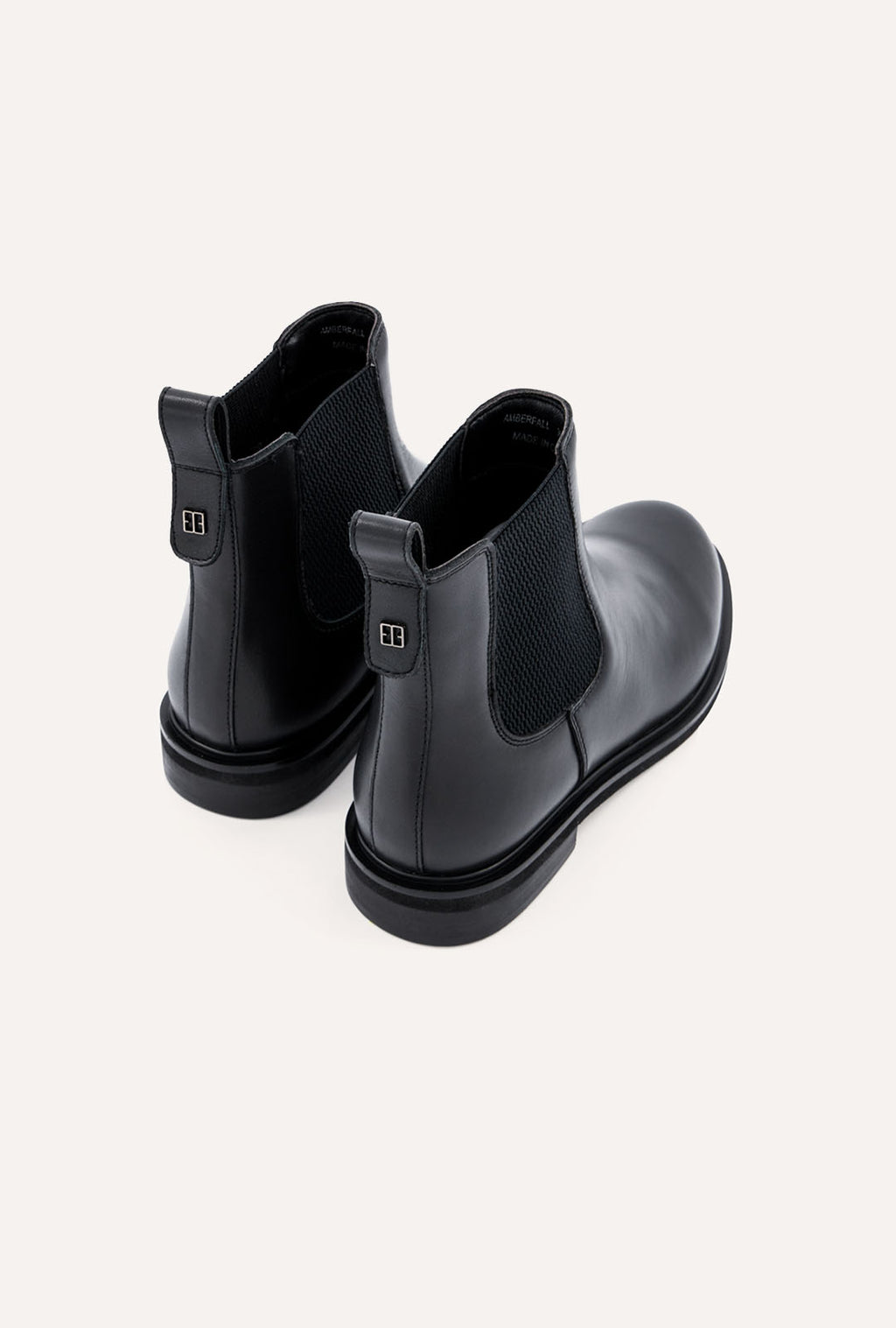 noir-black-0