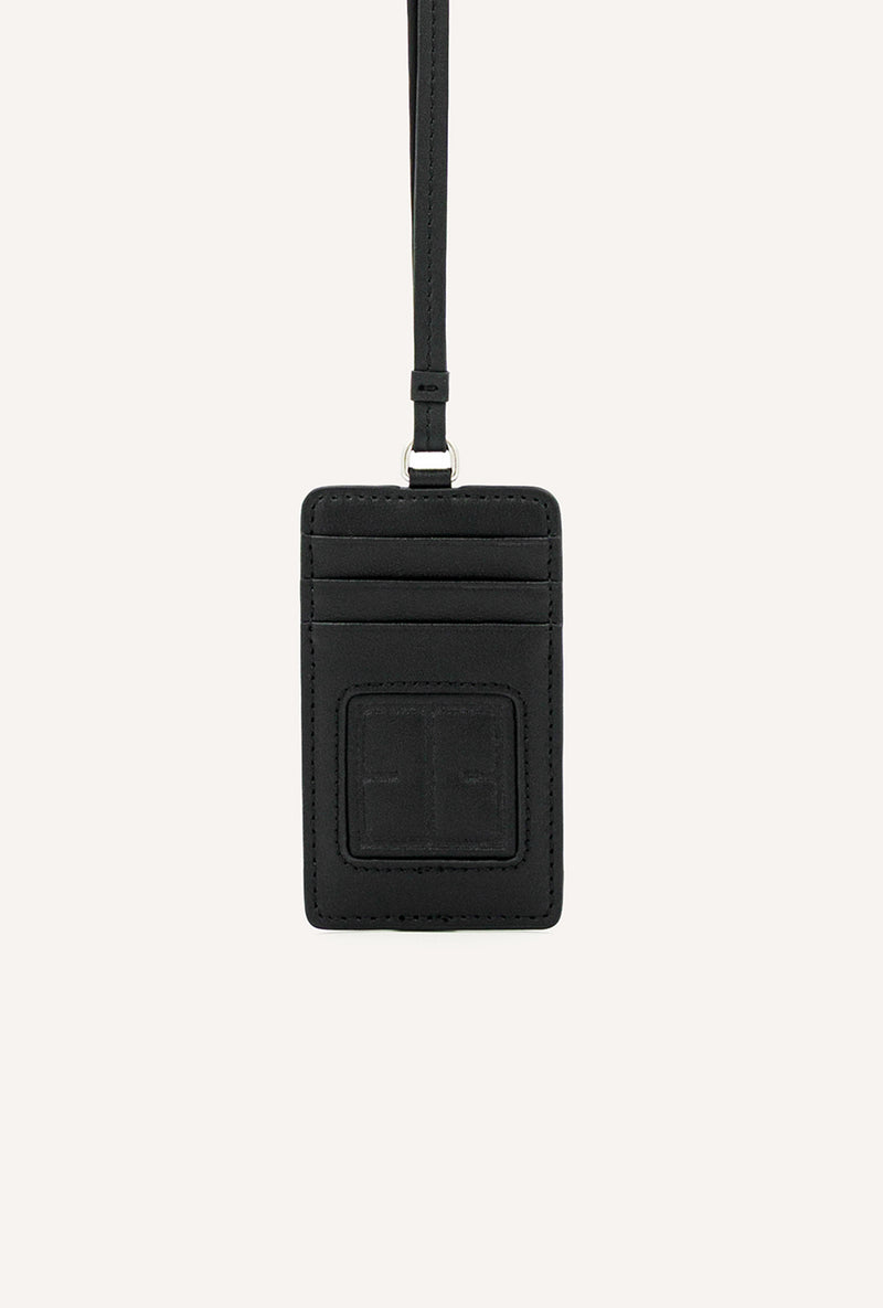 noir-black-2