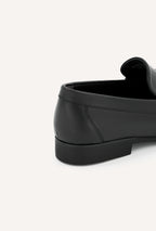 noir-black-0