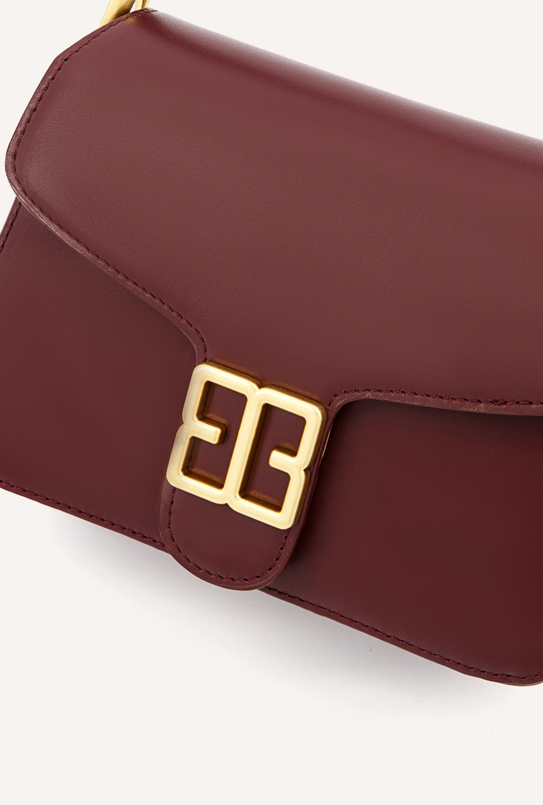 garnet-red-0
