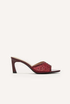 maroon-0