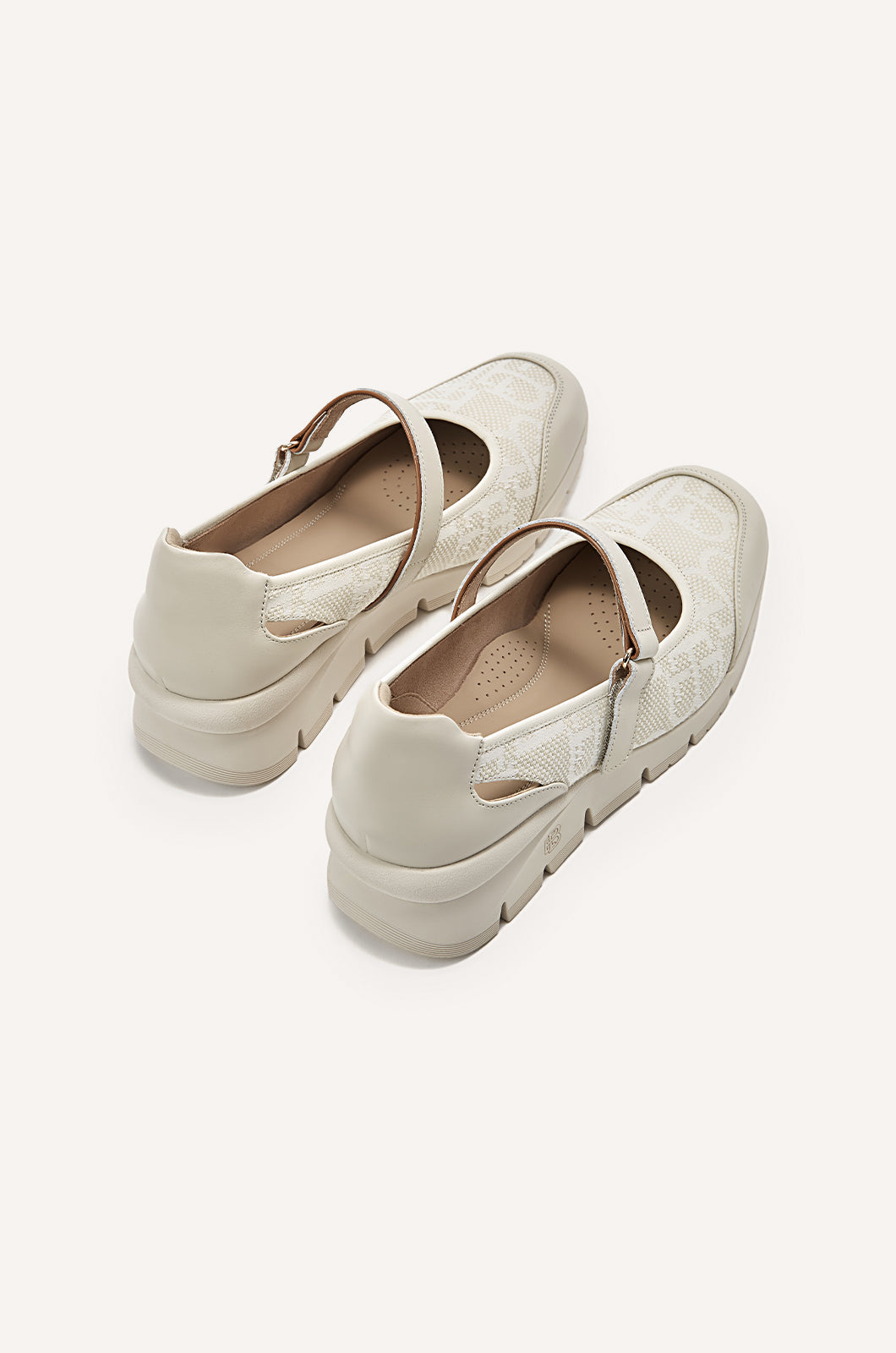 beige-0