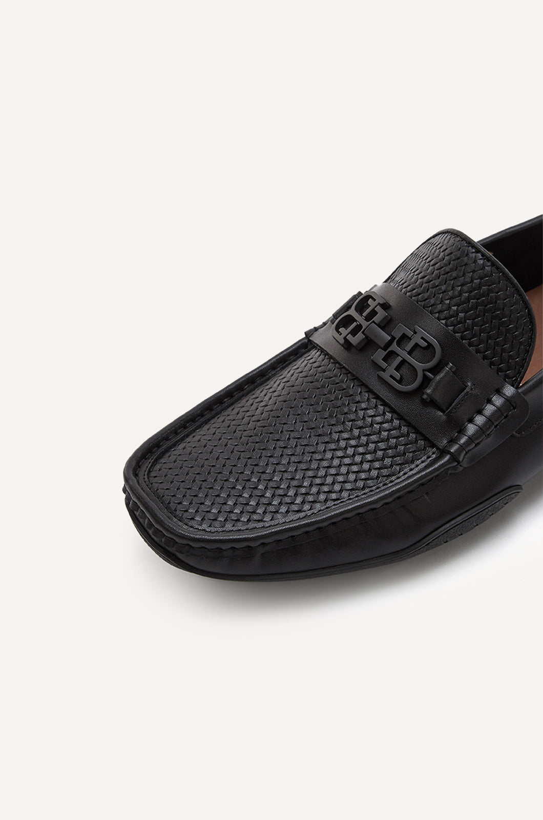 black-0