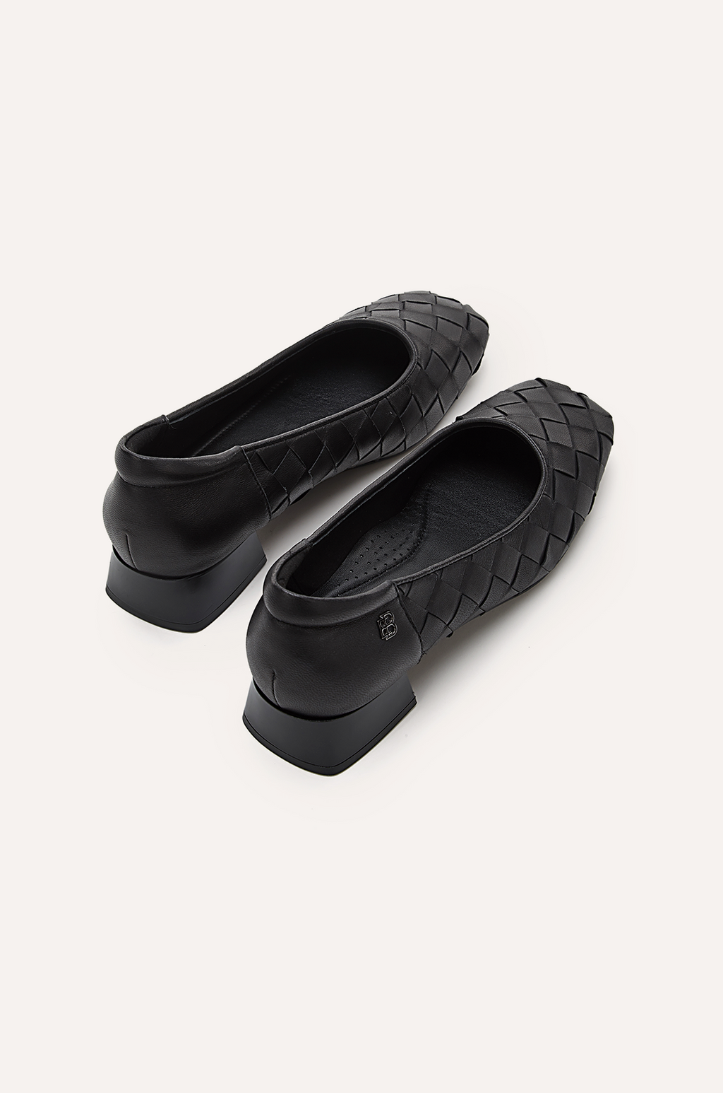 black-0