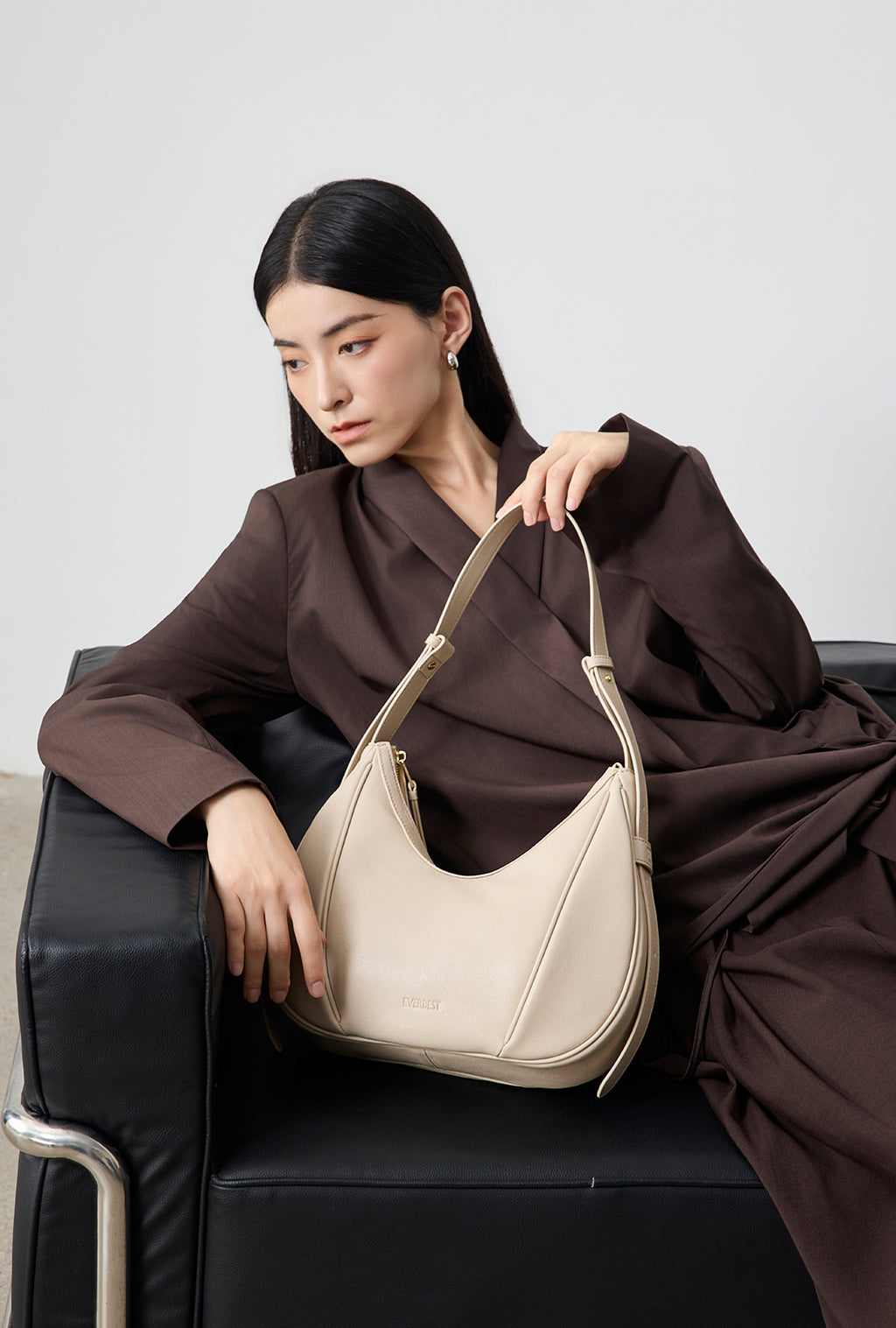 chalk-beige-0