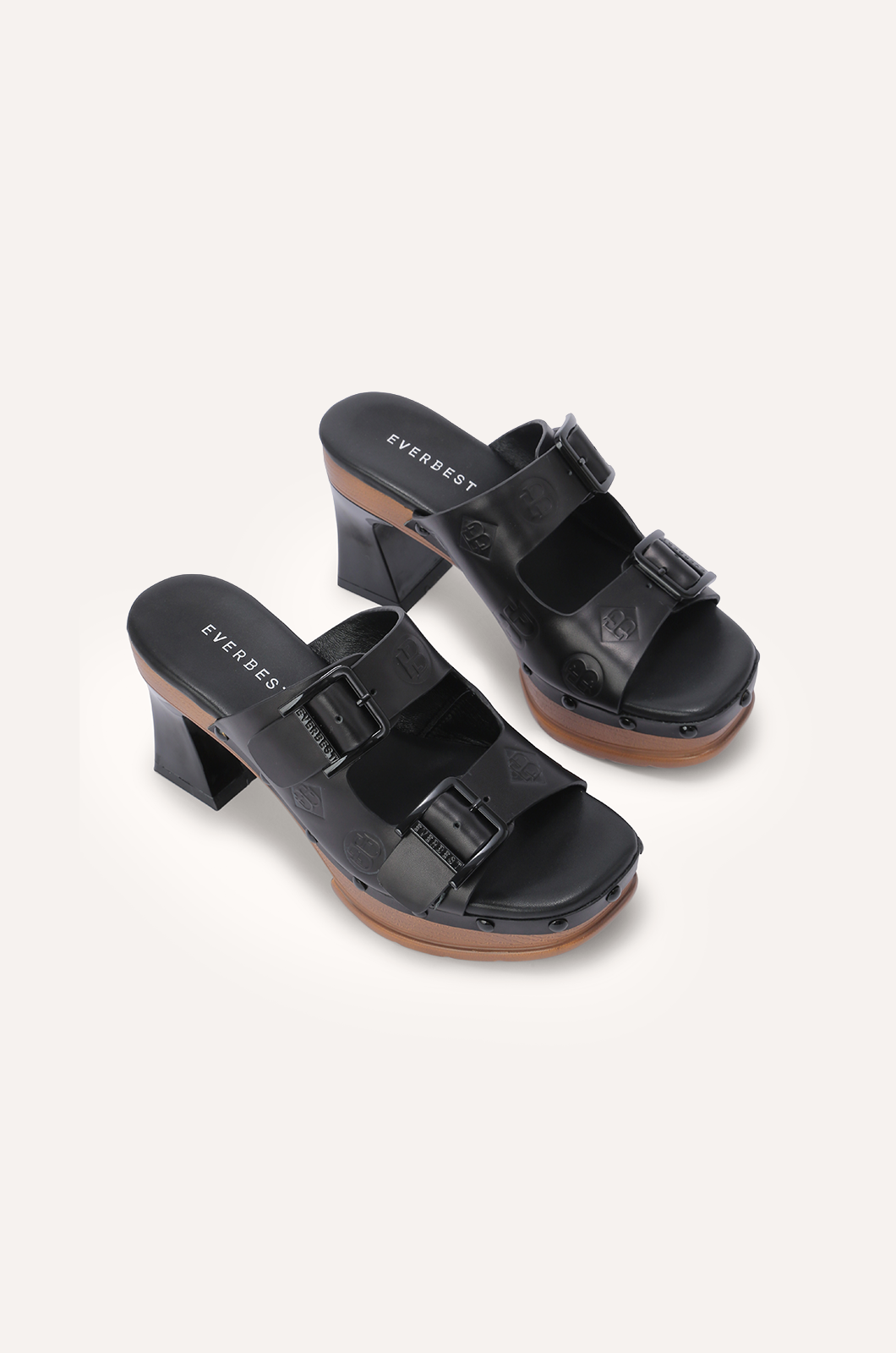 Niamh Sandal