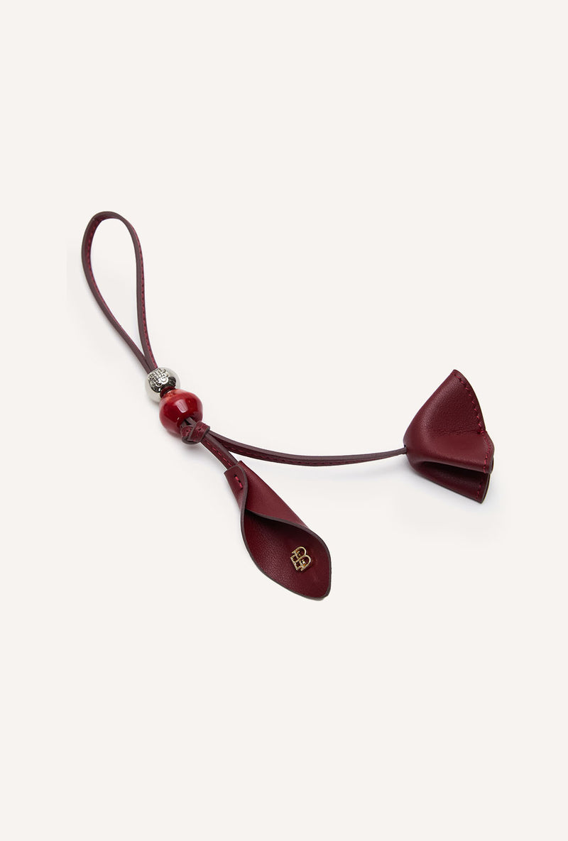 maroon-0