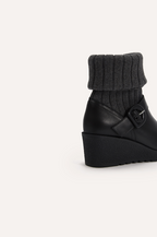 black-0
