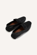 black-0