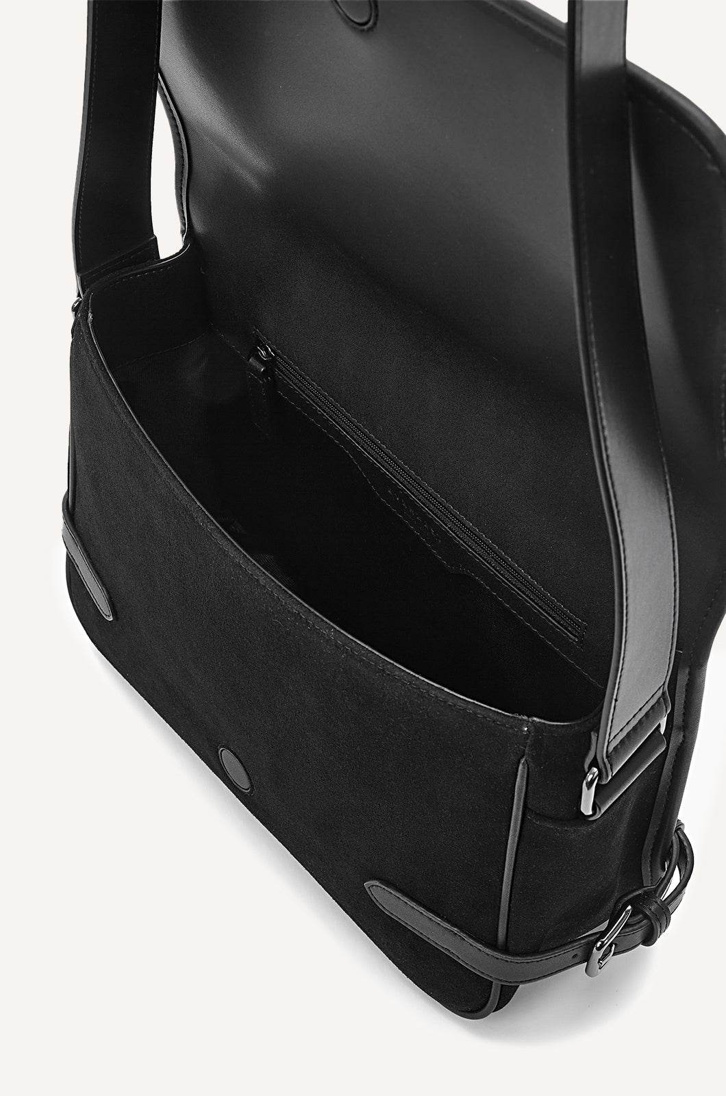 Tovar Messenger Bag