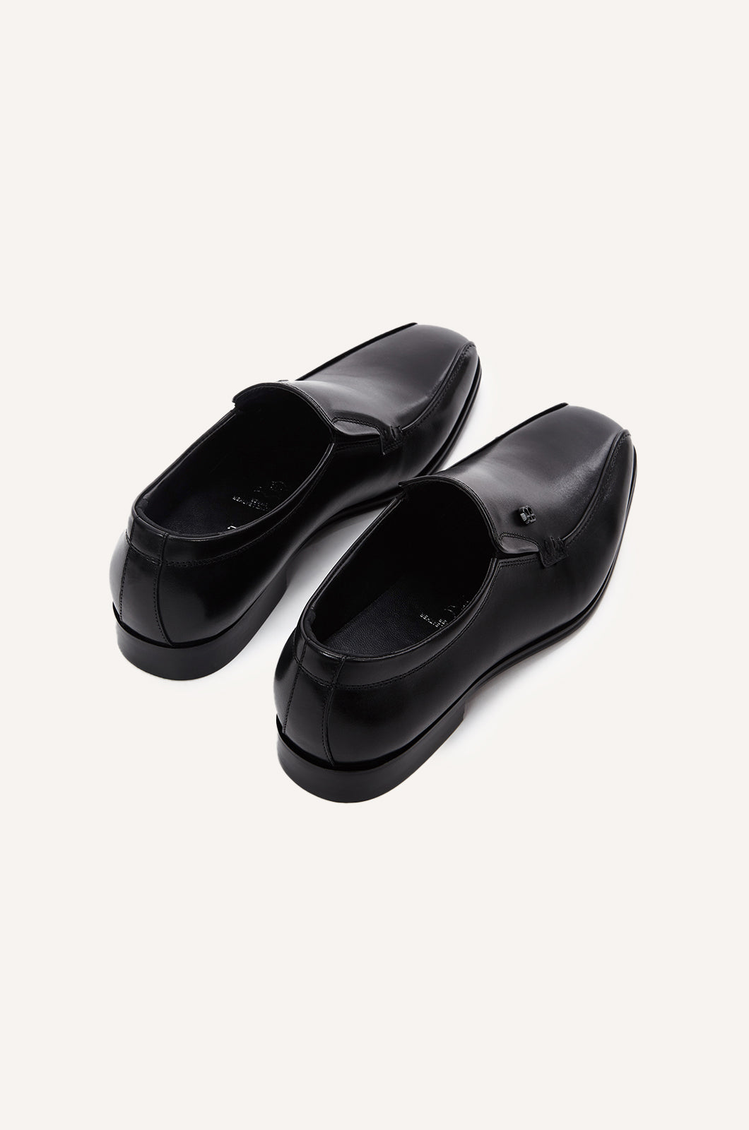 black-0