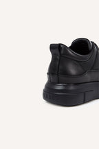 black-0
