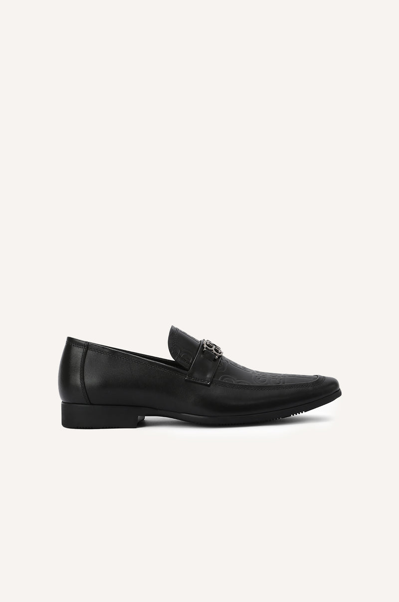 black-0